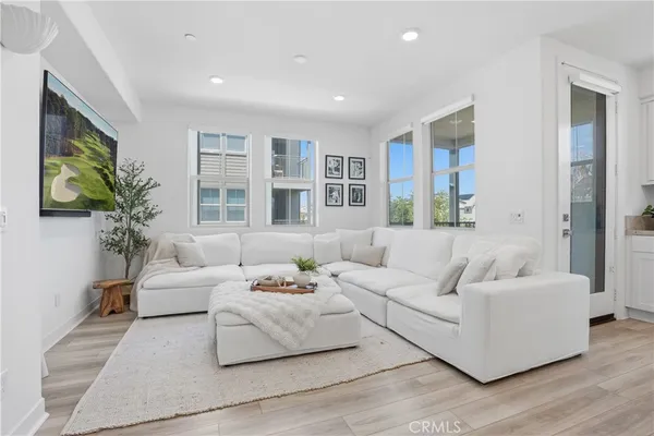 $559,000 | 1401 Lasso Way, Unit 201, Rancho Mission Viejo, CA 92694