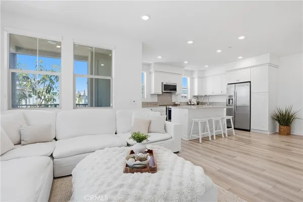$559,000 | 1401 Lasso Way, Unit 201, Rancho Mission Viejo, CA 92694