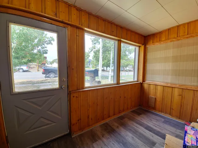 $199,000 | 633 9th Street, Evanston, WY 82930