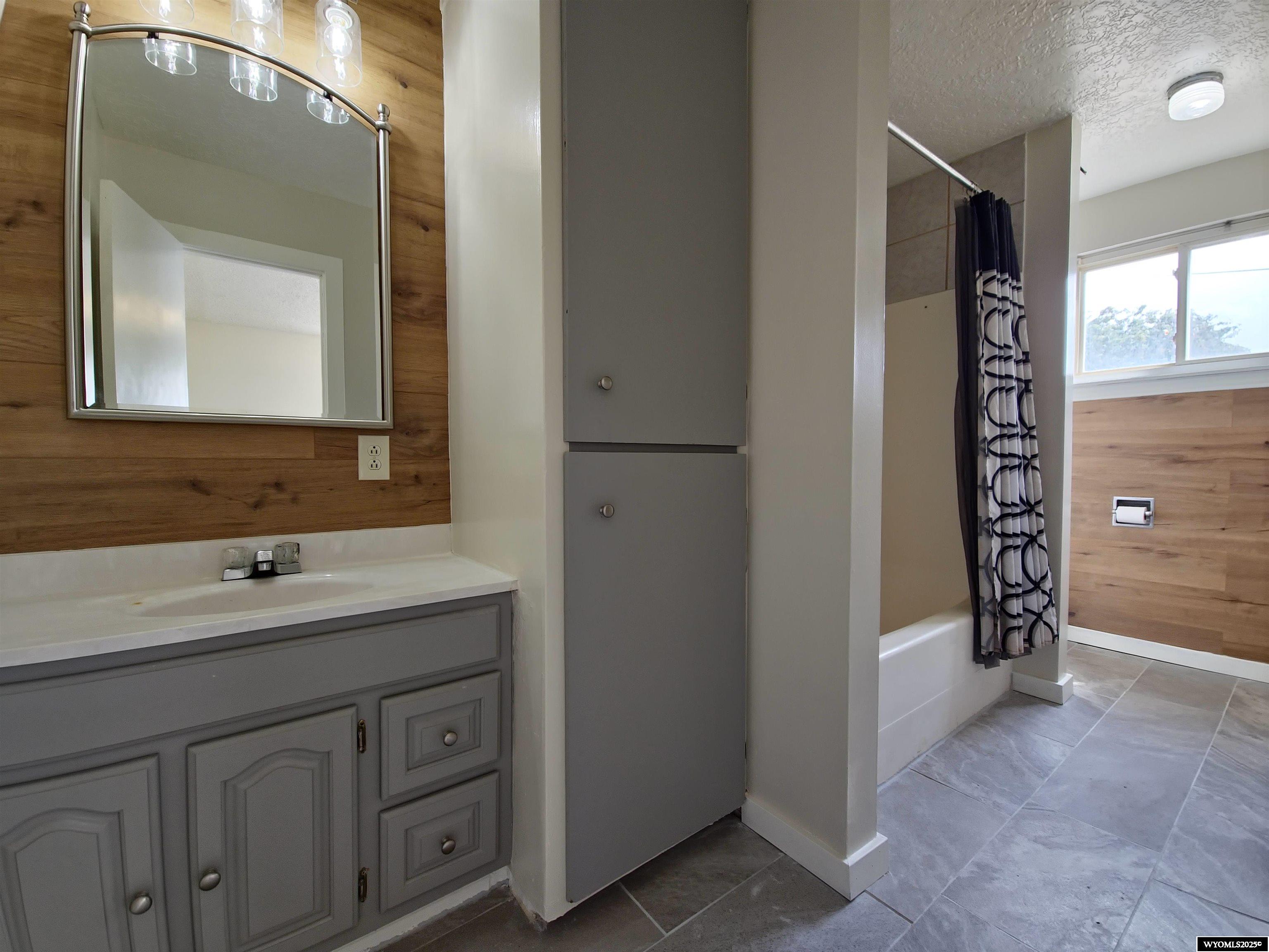 633 9th Street Evanston, WY 82930 - Photo 10 of 20