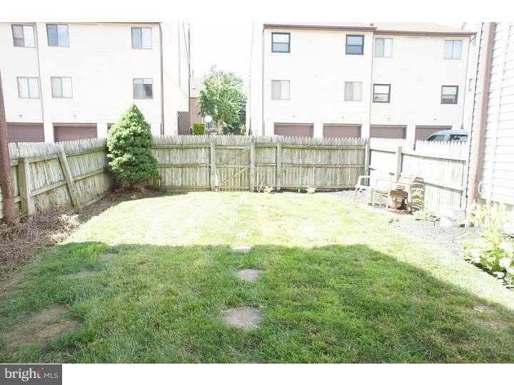 9564 State Rd., Unit 44B Philadelphia, PA 19114 - Photo 2 of 18 Gallery Image 2