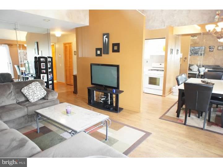 9564 State Rd., Unit 44B Philadelphia, PA 19114 - Photo 5 of 18 Gallery Image 5