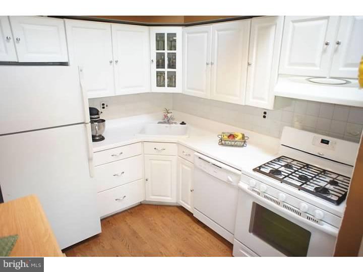 9564 State Rd., Unit 44B Philadelphia, PA 19114 - Photo 8 of 18 Gallery Image 8