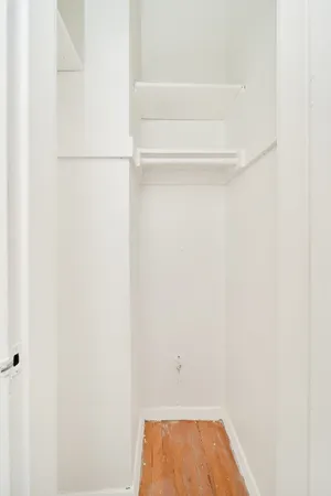 $2,350 | 319 West 29th Street, Unit 2B | Chelsea