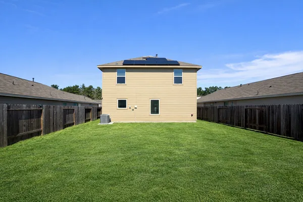 $2,500 | 22166 Birchfield Grv Lane, New Caney, TX 77357