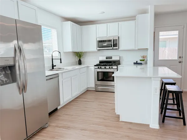 $2,500 | 22166 Birchfield Grv Lane, New Caney, TX 77357