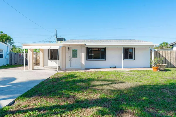 $525,000 | 3110 Scanlan Avenue, Lake Worth, FL 33461