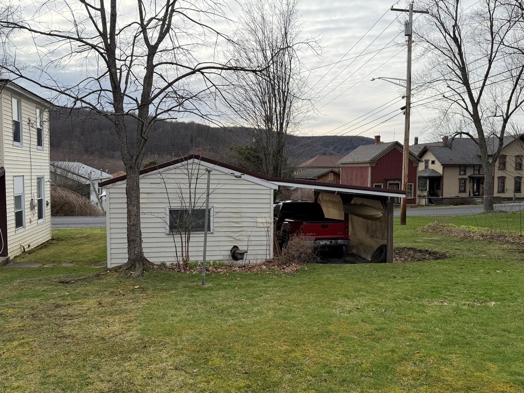 272 Kane Street Wilcox, PA 15870 - Photo 6 of 33