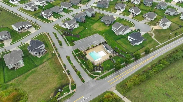 $689,900 | 10519 North Liberty Street, Kansas City, MO 64155