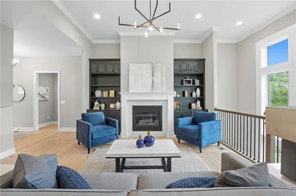 $689,900 | 10519 North Liberty Street, Kansas City, MO 64155