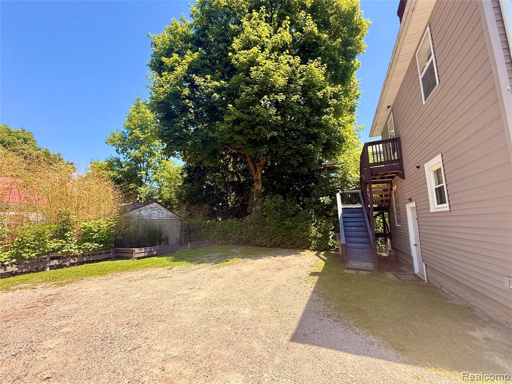738 West Atherton Road Flint, MI 48507 - Photo 19 of 23