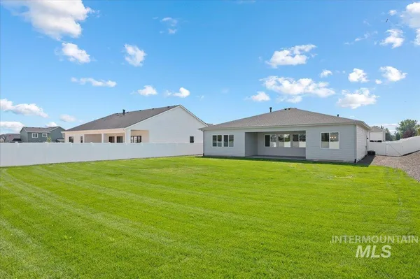 $659,000 | 8459 South Country Wind Avenue, Meridian, ID 83642