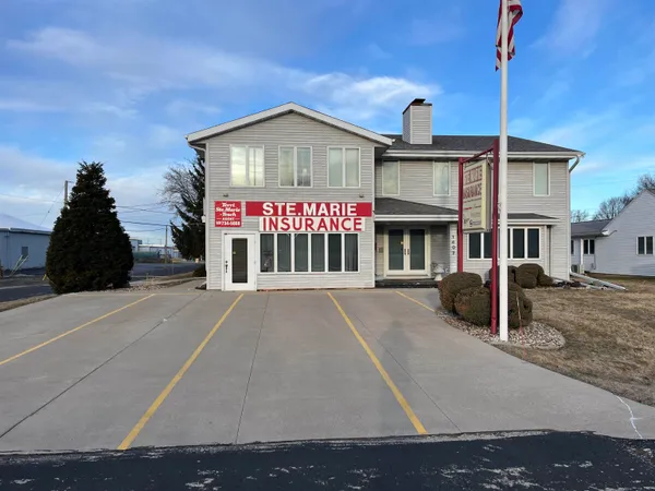 $699,900 | 1407 North Lynndale Drive, Appleton, WI 54914