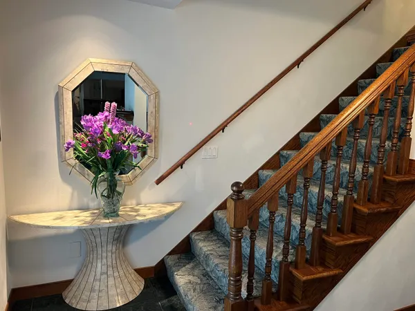 $699,900 | 1407 North Lynndale Drive, Appleton, WI 54914