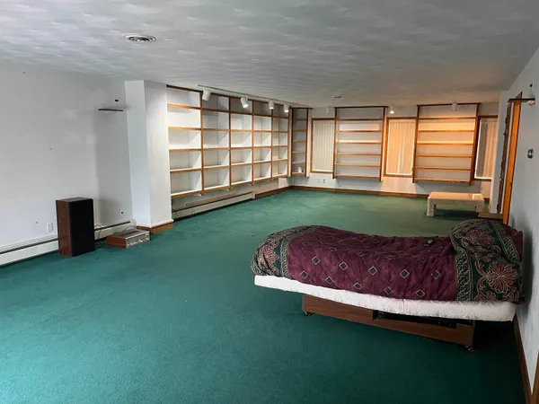 $699,900 | 1407 North Lynndale Drive, Appleton, WI 54914