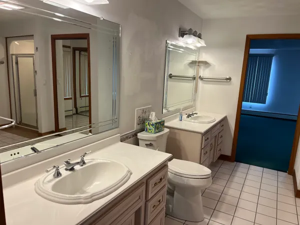 $699,900 | 1407 North Lynndale Drive, Appleton, WI 54914