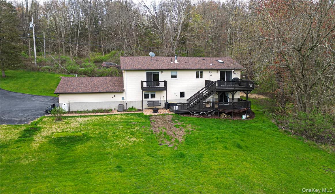 26 Waterbury Road Warwick, NY 10990 - Photo 29 of 32 Upper and Lower Deck w/private balcony off primary bedroom