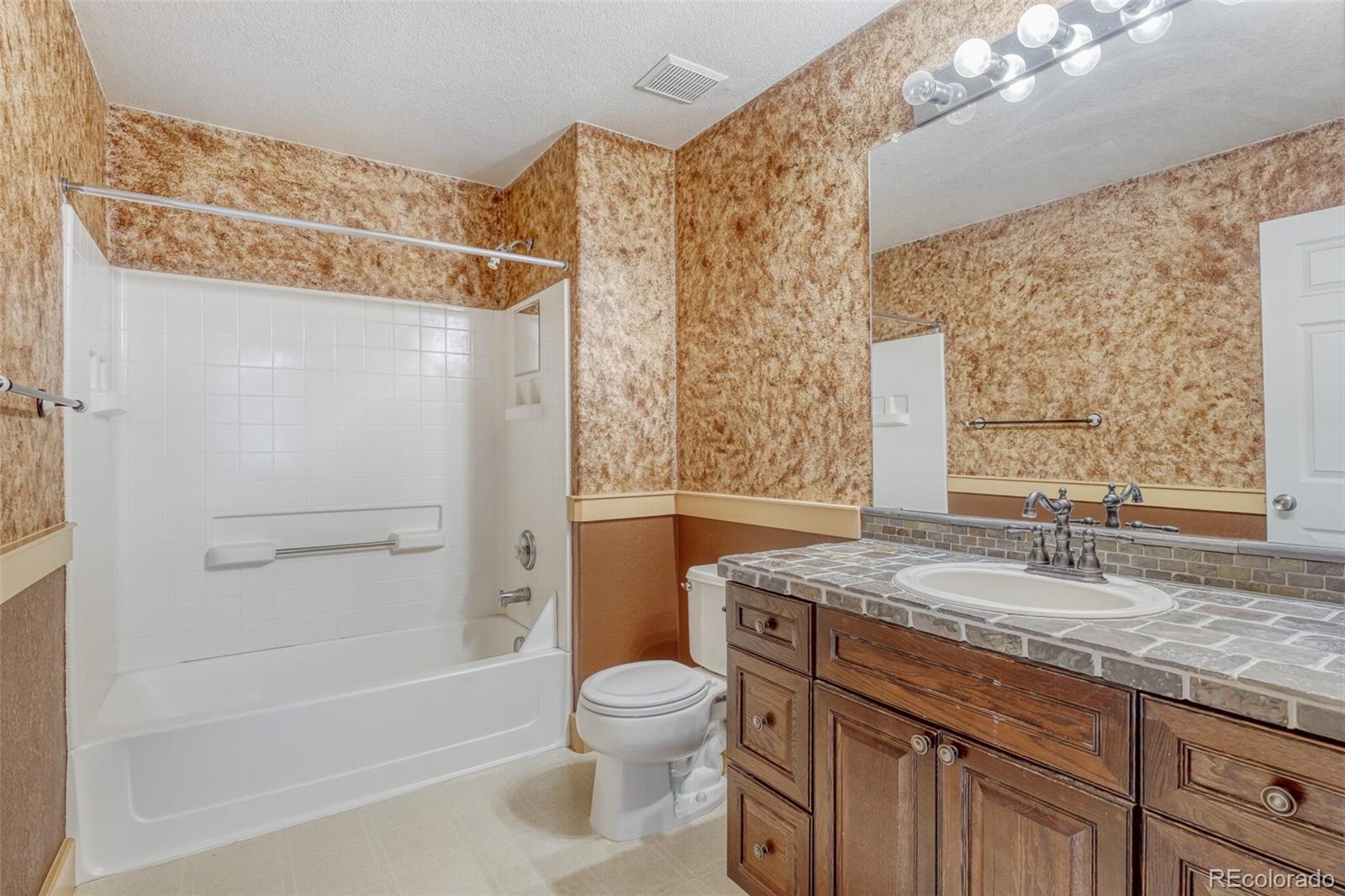 5384 Perth Court Denver, CO 80249 - Photo 11 of 27