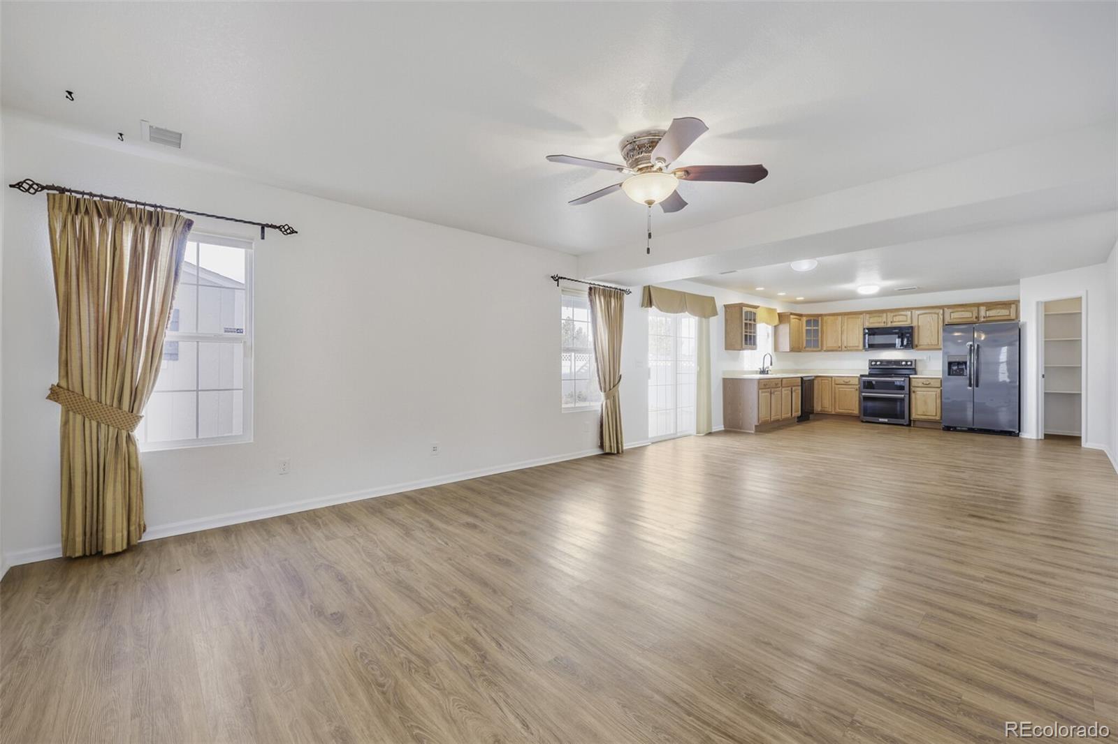 5384 Perth Court Denver, CO 80249 - Photo 6 of 28