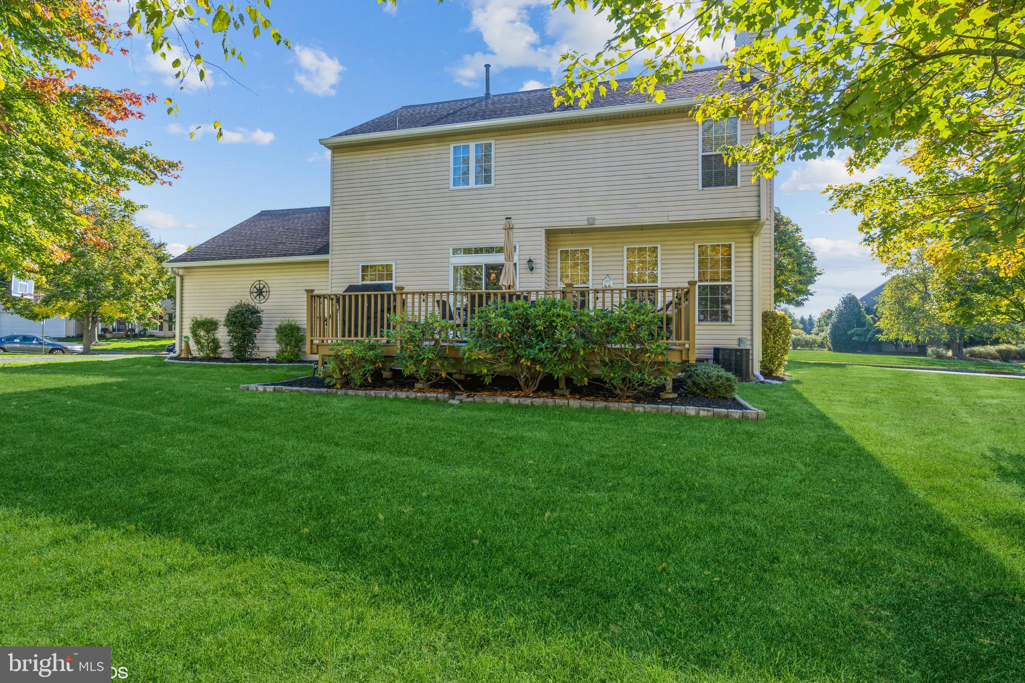 12 Avalon Road Pennington, NJ 08534 - Photo 8 of 62