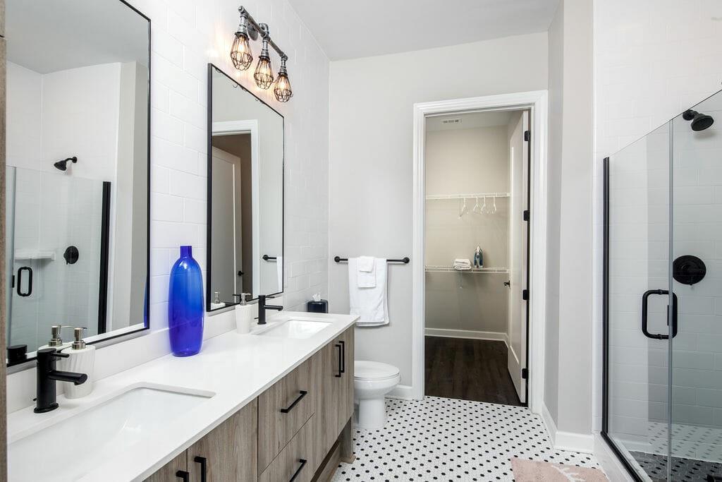 1084 Howell Mill Road Northwest, Unit 325 Atlanta, GA 30318 - Photo 18 of 30