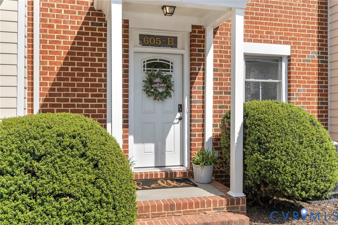 605 Spring Street, Unit B Richmond, VA 23220 - Photo 5 of 42 a view of a entryway door of the house