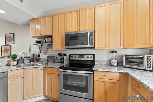 $360,000 | 605 Spring Street, Unit B, Richmond, VA 23220