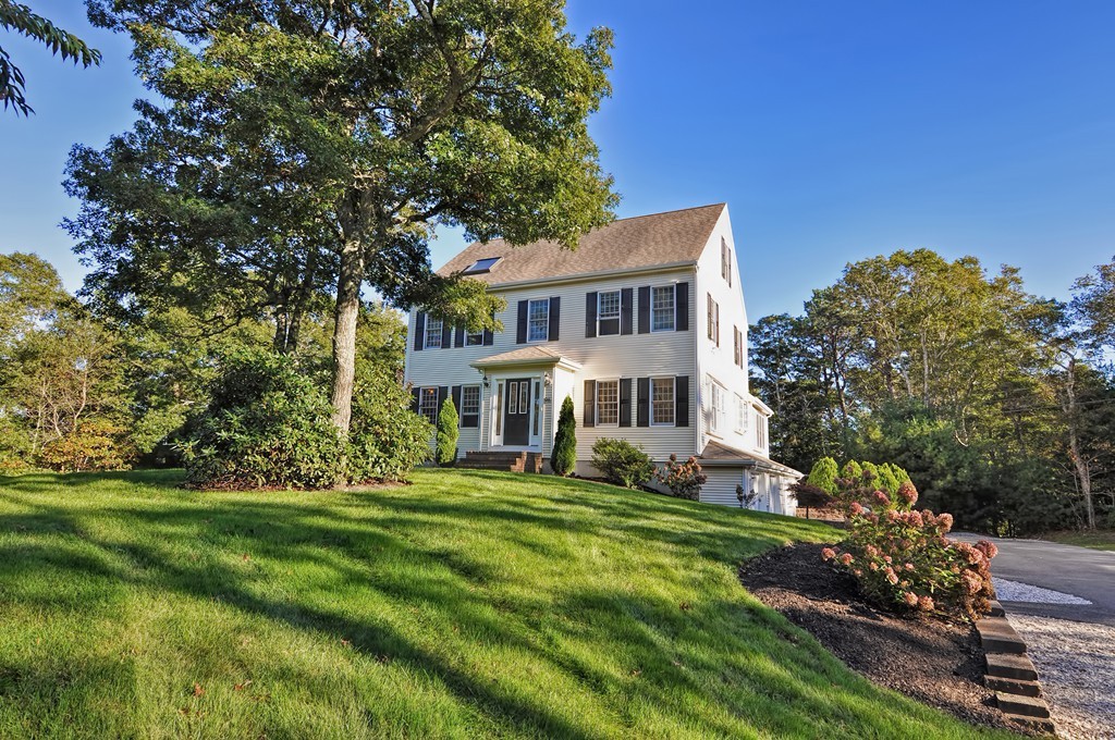 96 Summit Road Plymouth, MA 02360 - Photo 2 of 30 Gallery Image 2