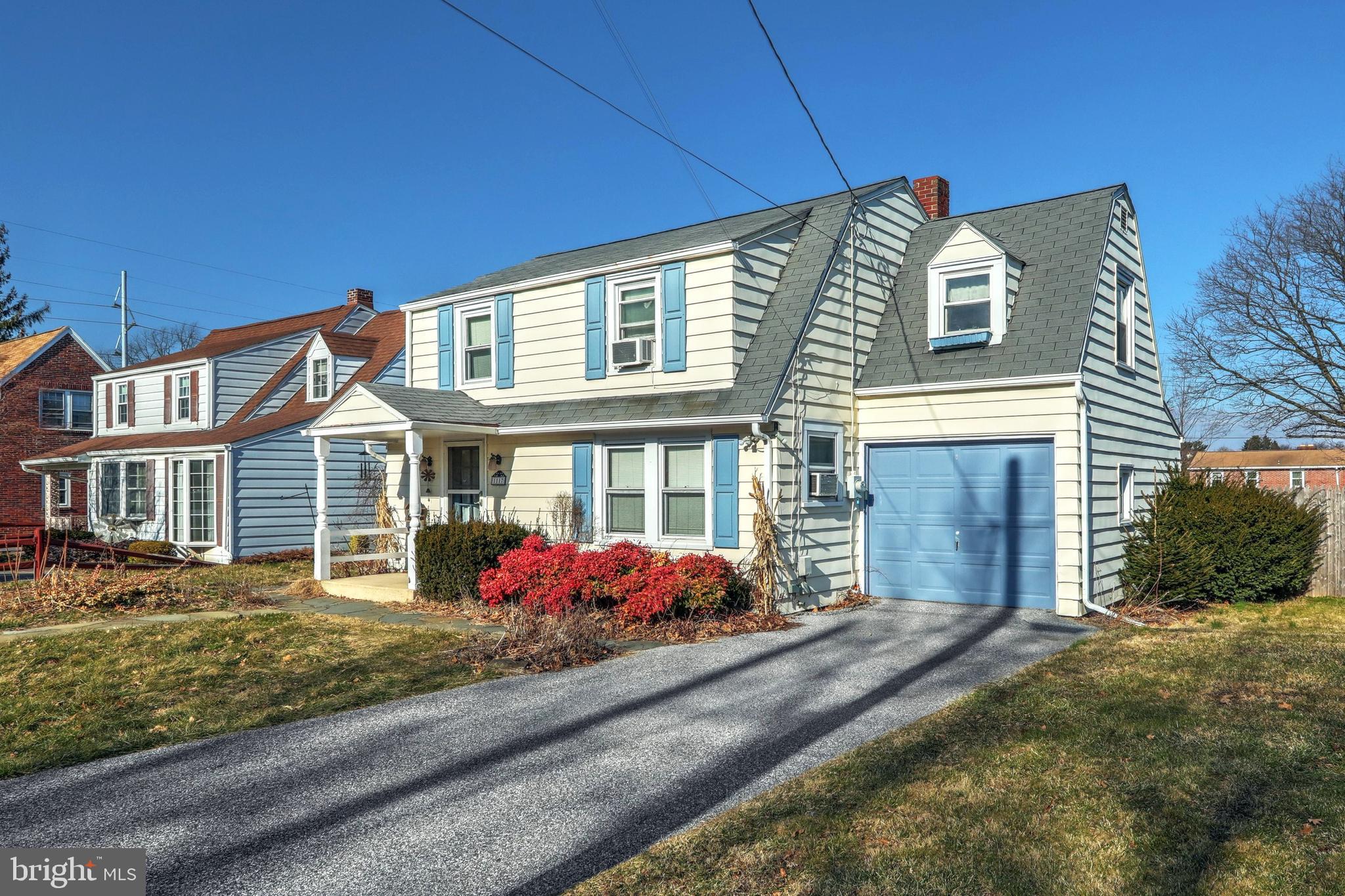 1117 Valley View Road York, PA 17403 - Photo 2 of 26 Gallery Image 2
