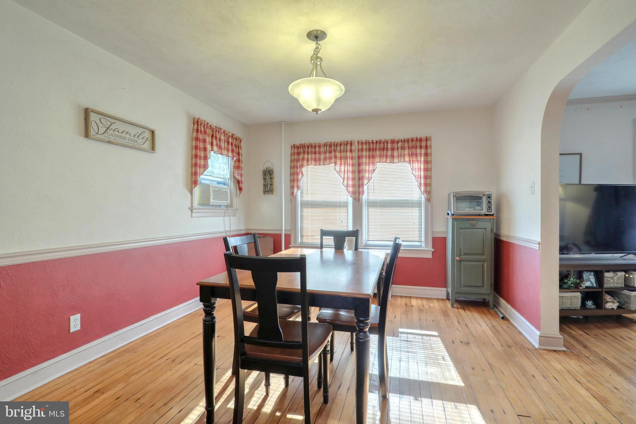 1117 Valley View Road York, PA 17403 - Photo 14 of 26 Gallery Image 14