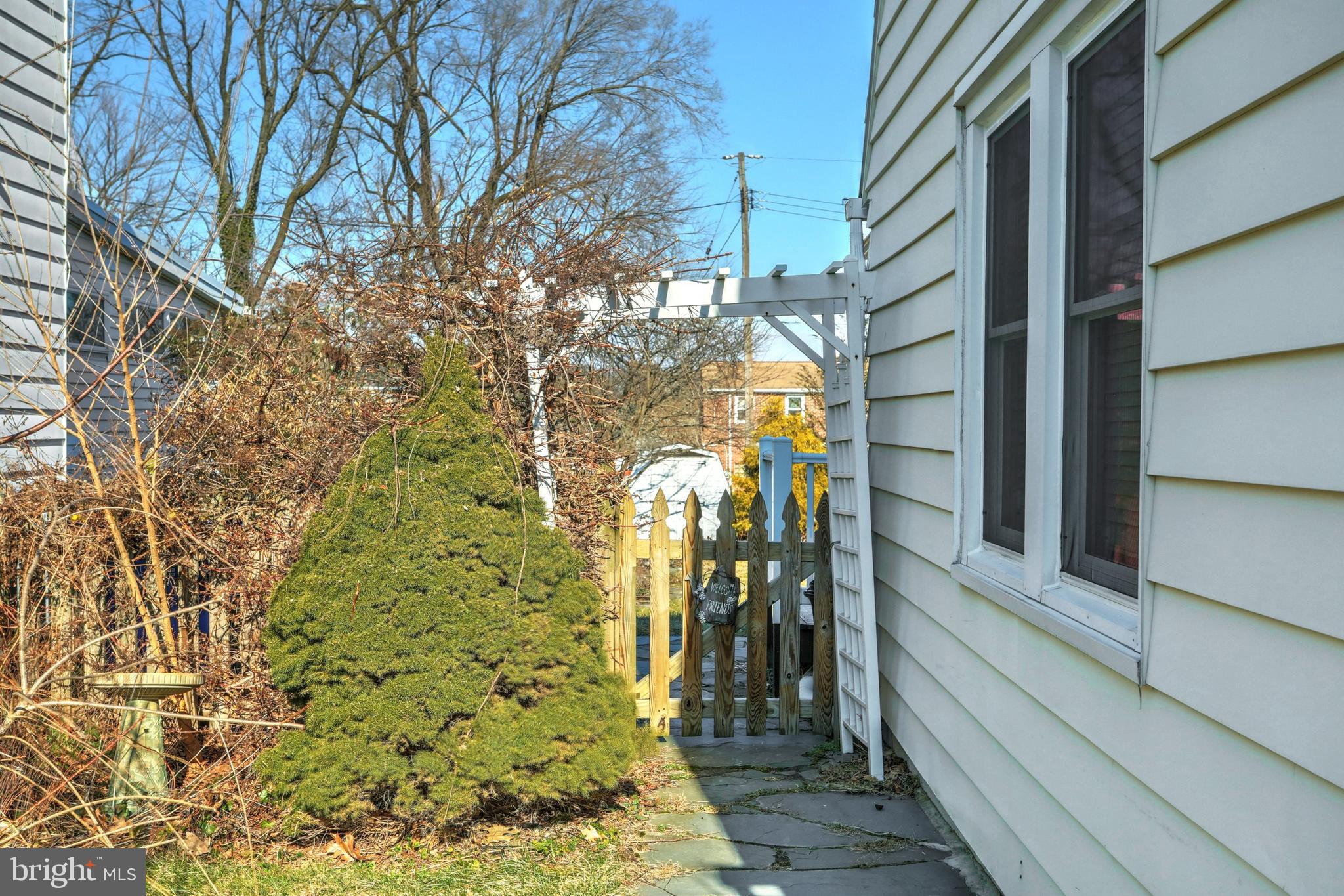 1117 Valley View Road York, PA 17403 - Photo 4 of 26 Gallery Image 4