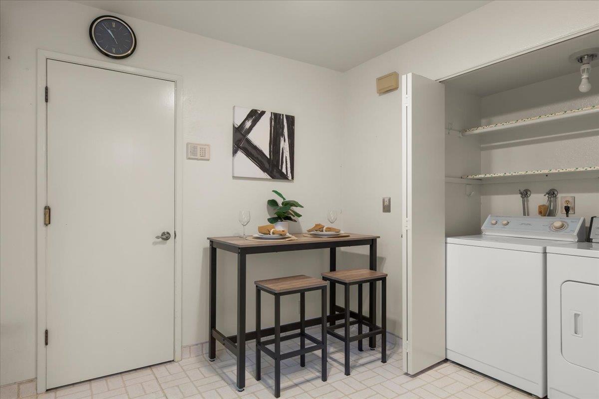 100 Strathmore Place Los Gatos, CA 95032 - Photo 11 of 39 a view of dining room and hallway