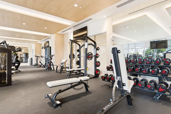 $6,700 | 220 Lake Shore Drive, Unit 1021, Lake Park, FL 33403