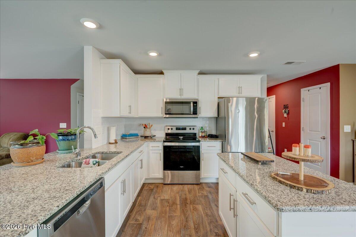 404 Frida Road New Bern, NC 28560 - Photo 4 of 53 25-404_Frida-18