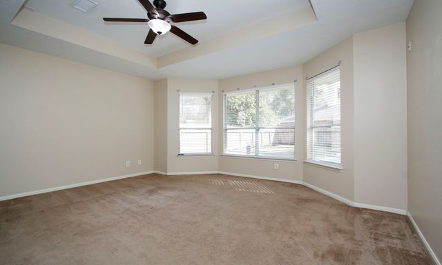 $589,500 | 2 Sweet Birch Place, The Woodlands, TX 77382