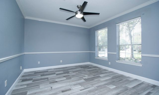 $589,500 | 2 Sweet Birch Place, The Woodlands, TX 77382