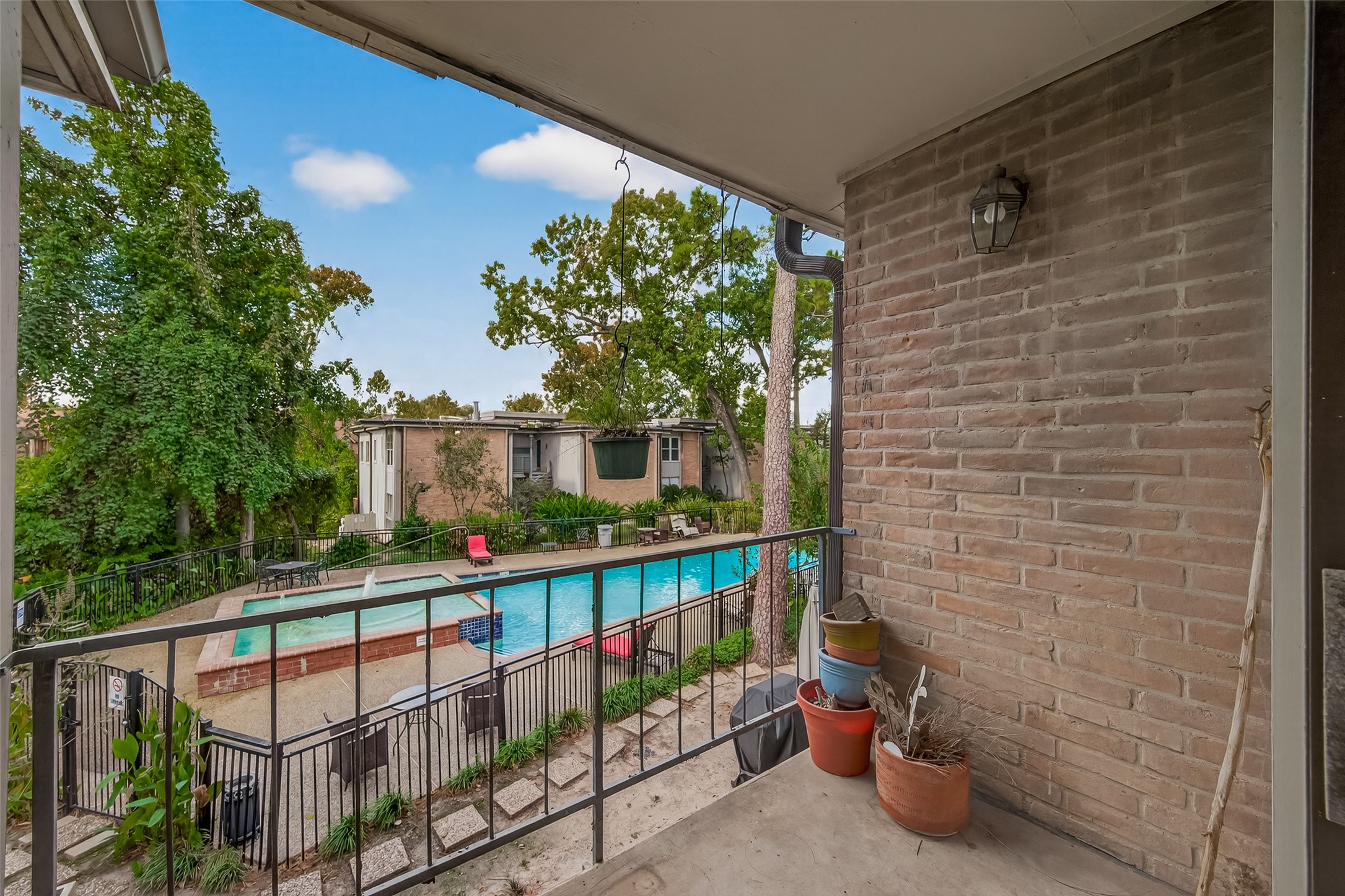 8211 Katy Freeway, Unit 19 Houston, TX 77024 - Photo 27 of 39