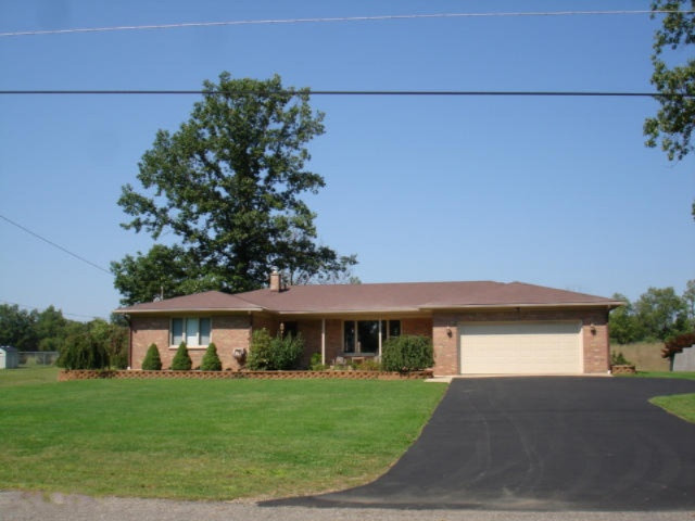 141 Highfield Road Marshall, MI 49068 - Photo 1 of 22 DSC00531