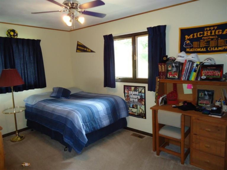 141 Highfield Road Marshall, MI 49068 - Photo 9 of 22 13054184_13