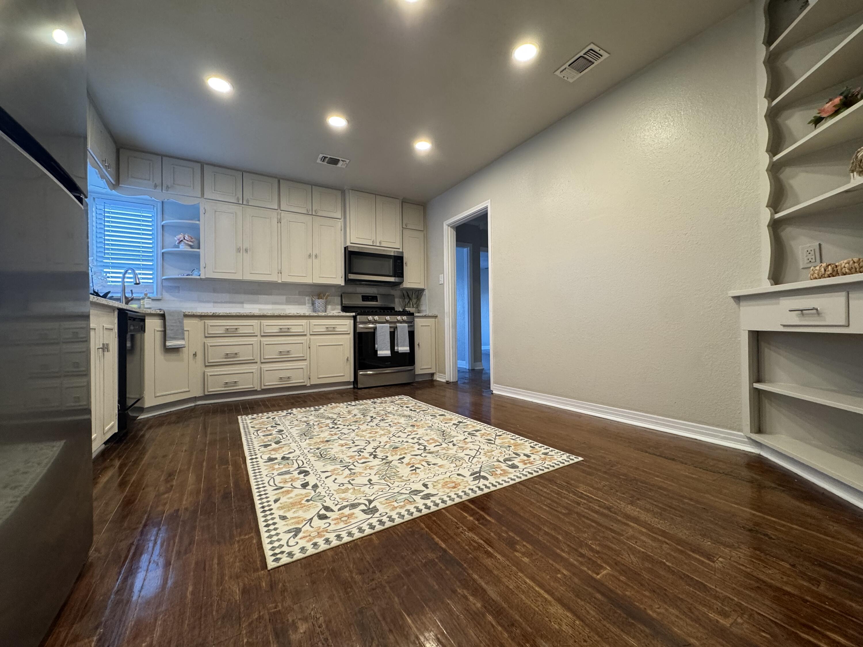 1510 28th Street Lubbock, TX 79411 - Photo 29 of 46 Photo Jan 15 2026, 5 24 35 PM