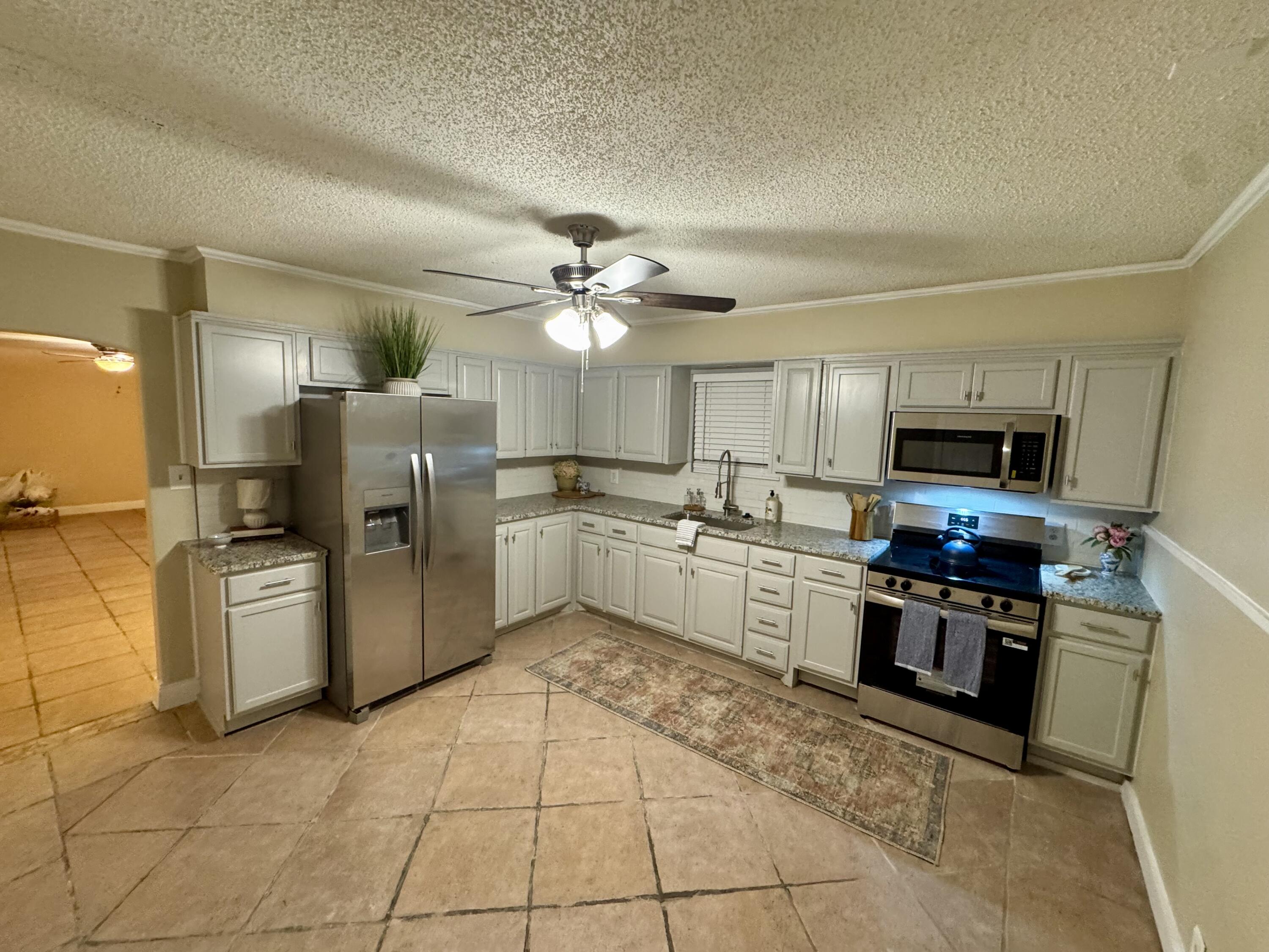 1510 28th Street Lubbock, TX 79411 - Photo 3 of 46 Photo Jan 15 2026, 6 55 16 PM