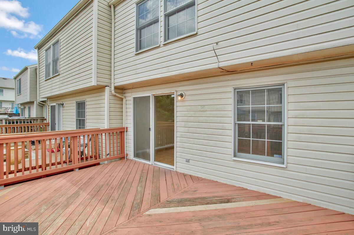 2402 Beechnut Place Odenton, MD 21113 - Photo 14 of 40 Deck