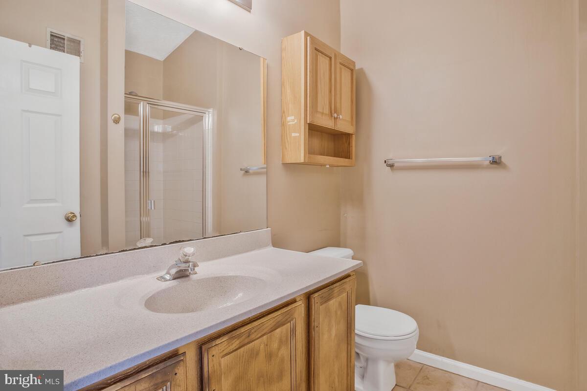 2402 Beechnut Place Odenton, MD 21113 - Photo 22 of 40 Primary Ensuite Bath