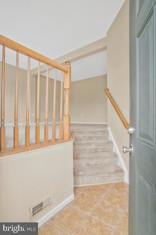 2402 Beechnut Place Odenton, MD 21113 - Photo 4 of 40