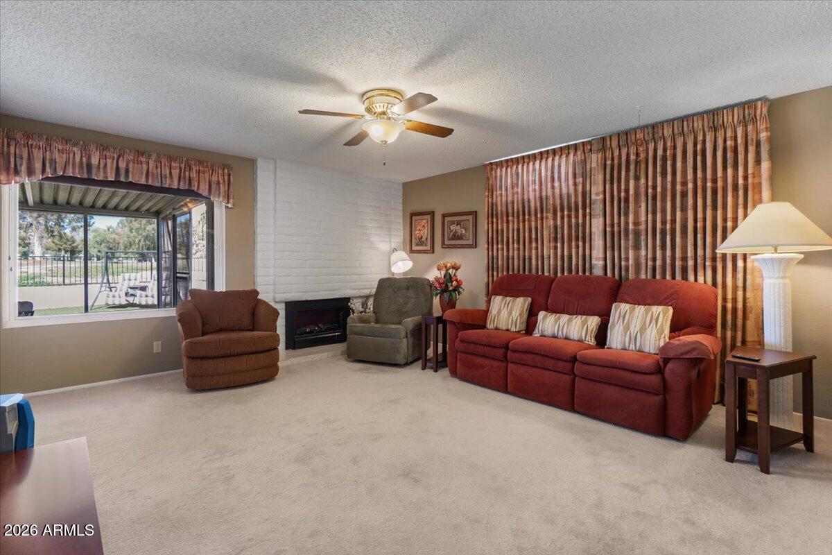 11444 South 51st Street Phoenix, AZ 85044 - Photo 24 of 87 24-Family Room