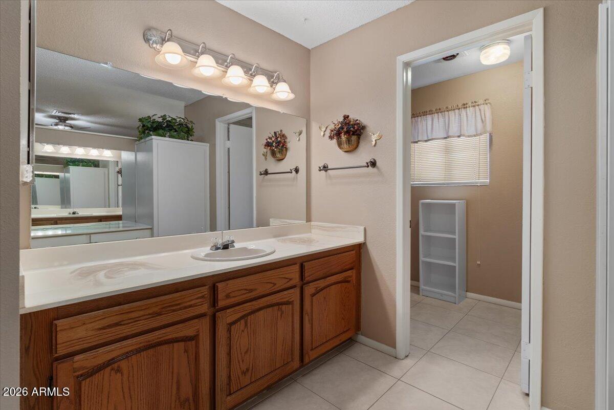 11444 South 51st Street Phoenix, AZ 85044 - Photo 31 of 87 31-Primary bathroom