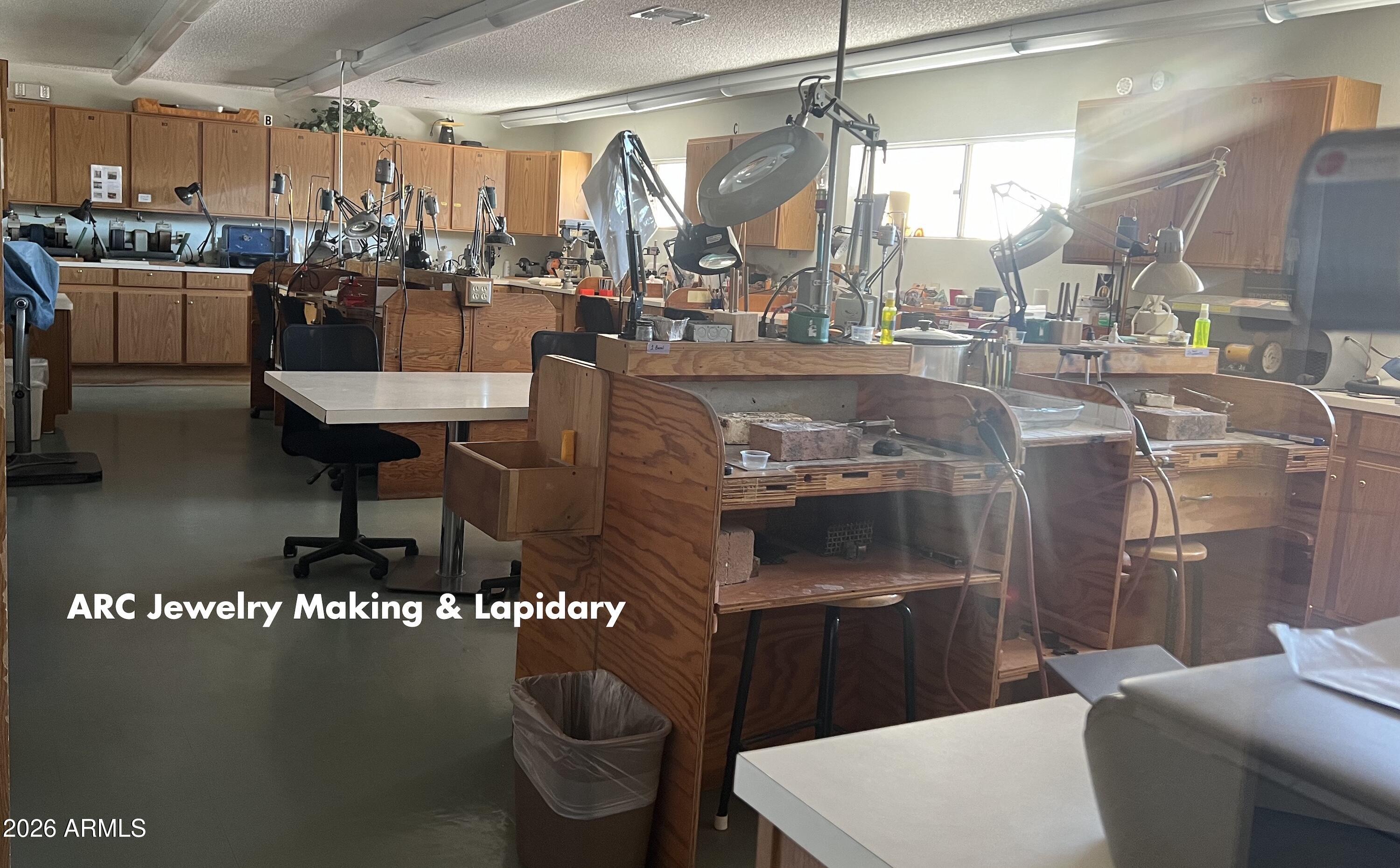 11444 South 51st Street Phoenix, AZ 85044 - Photo 79 of 87 80- Jewlery Making