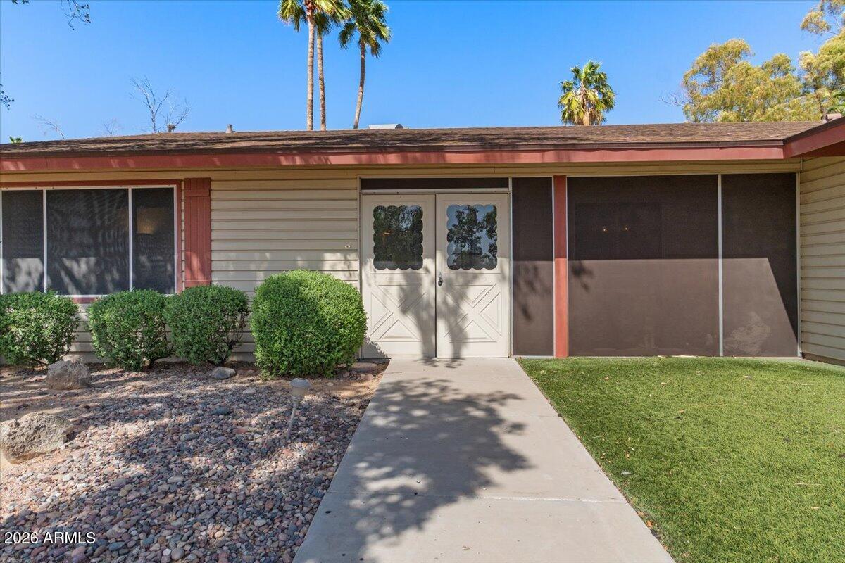 11444 South 51st Street Phoenix, AZ 85044 - Photo 9 of 87 09-Front walkway