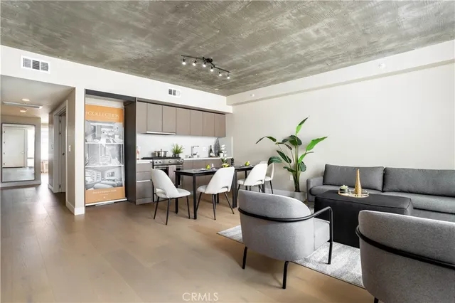 $875,000 | 380 Cordova Street, Unit 405, Pasadena, CA 91101