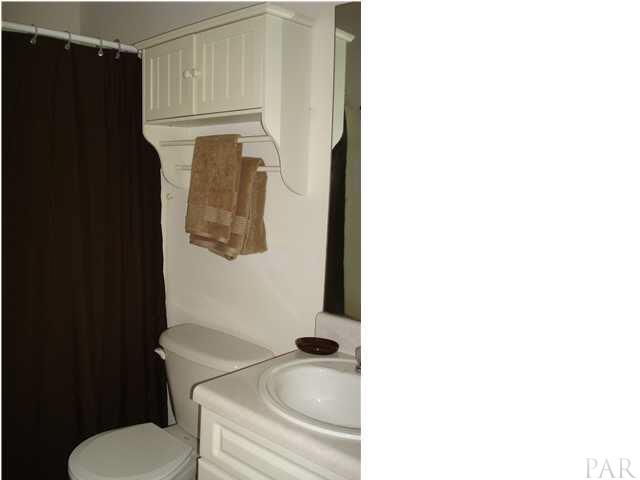4208 Galt City Road Milton, FL 32583 - Photo 16 of 21 3rd bedroom